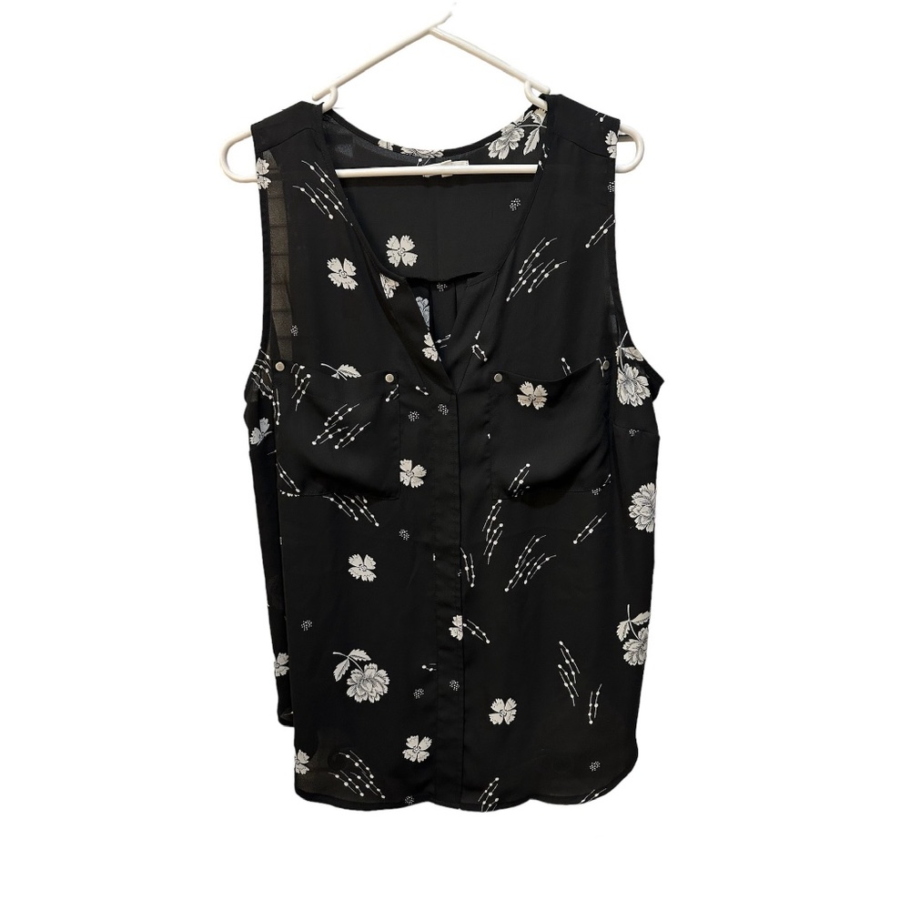 Maurices Sleeveless Floral Blouse